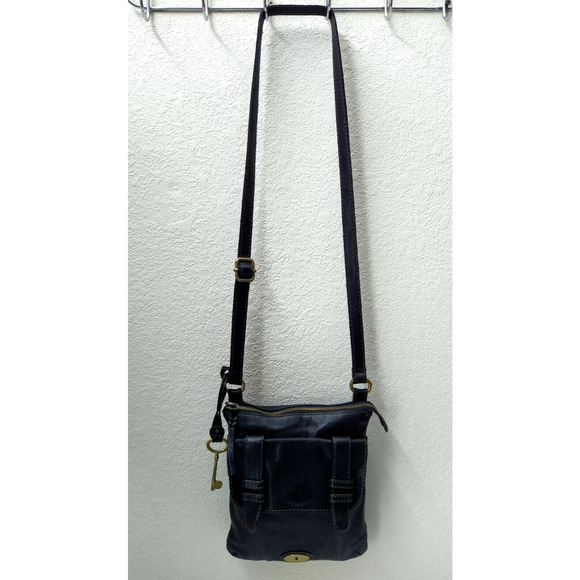 Fossil Maddox Black Leather Zipper Closure Credit Card Crossbody Bag - Picture 6 of 13